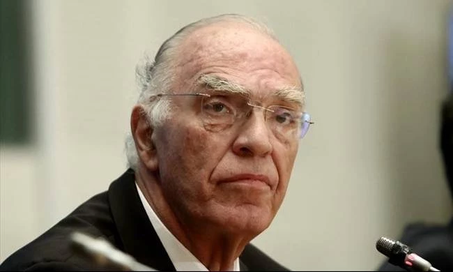 «Νταβατζής» ο Τούρκος πρόεδρος κατά το Λεβέντη!